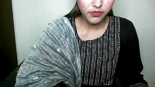 Snapshot of Princess_noorjahan chatting on 03.01.25 Princess noorjahan online show from 03.01.25