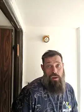 Snapshot of zefside42 chatting on 12.19.24 zefside42 online show from 12.19.24