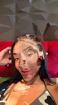 Snapshot of Ema_azel chatting on 01.16.25 Ema azel online show from 01.16.25