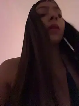 Snapshot of Ema_azel chatting on 10.02.25 Ema azel online show from 10.02.25