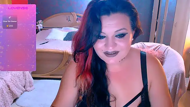 Snapshot of Ariellefoxy chatting on 09.28.25 Ariellefoxy online show from 09.28.25