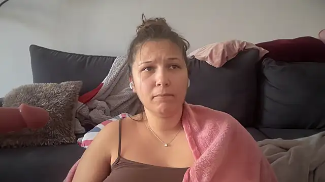 Snapshot of minette-sexy chatting on 10.30.25 minette-sexy online show from 10.30.25