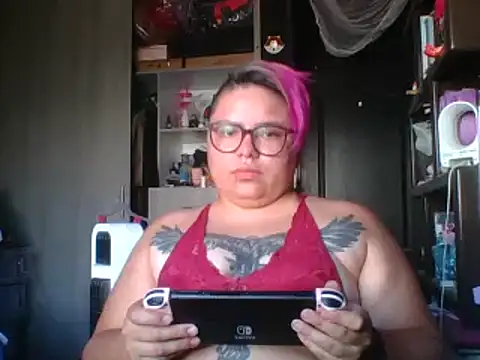 Anne Noir online show from 10.20.25
