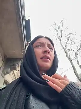 Snapshot of BabeRainbow chatting on 02.06.25 BabeRainbow online show from 02.06.25