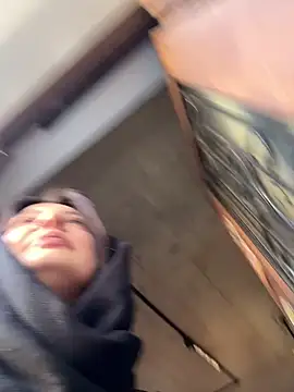 Snapshot of BabeRainbow chatting on 02.17.25 BabeRainbow online show from 02.17.25