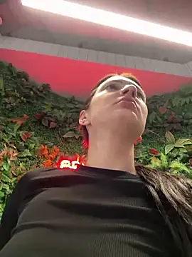 Snapshot of BabeRainbow chatting on 03.13.25 BabeRainbow online show from 03.13.25