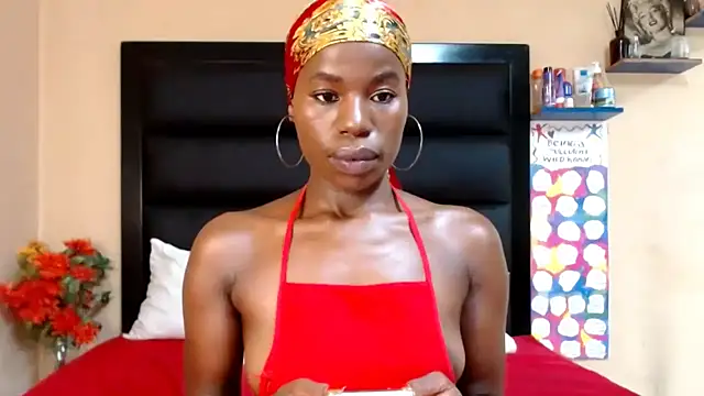 Snapshot of LongPussyLipsxx chatting on 02.06.25 LongPussyLipsxx online show from 02.06.25