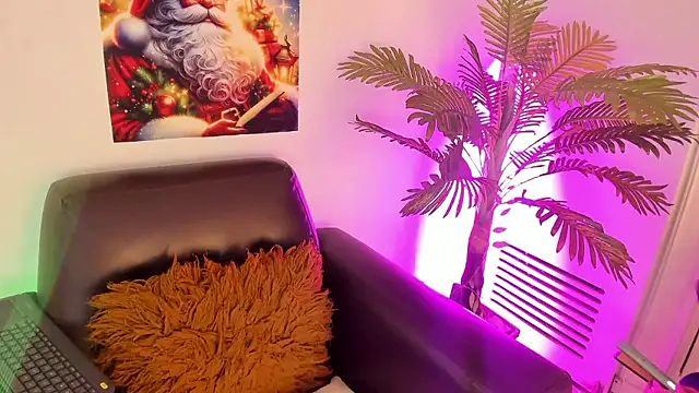 Snapshot of Miia_Thompsonn chatting on 12.06.24 Miia Thompsonn online show from 12.06.24