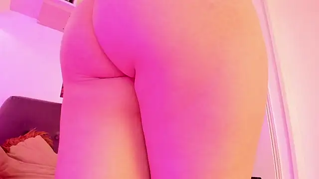 Snapshot of Miia_Thompsonn chatting on 12.22.24 Miia Thompsonn online show from 12.22.24