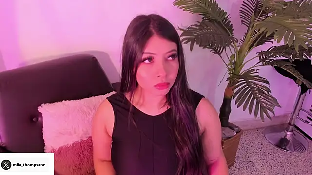 Snapshot of Miia_Thompsonn chatting on 02.25.25 Miia Thompsonn online show from 02.25.25