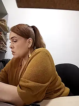 Snapshot of Miss_Agatha chatting on 01.17.25 Miss Agatha online show from 01.17.25