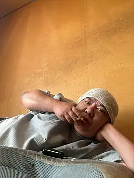 Snapshot of punk0805 chatting on 09.10.25 punk0805 online show from 09.10.25