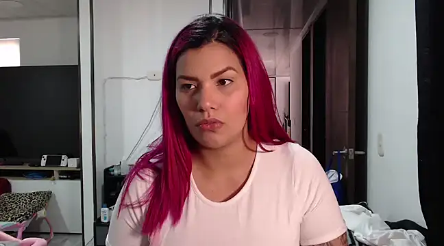 CarolinaRincon online show from 02.05.25