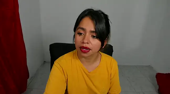 Snapshot of cory_rose chatting on 02.08.25 cory rose online show from 02.08.25