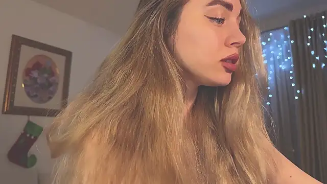 Snapshot of hotexclusive_ chatting on 01.05.25 hotexclusive  online show from 01.05.25