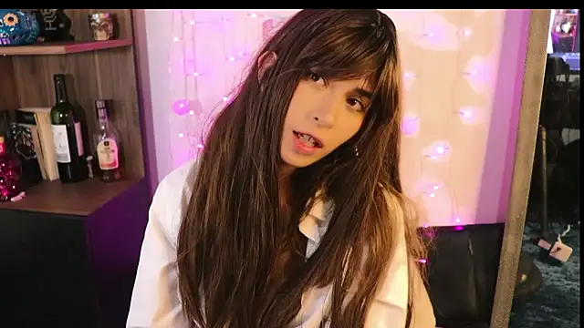 Snapshot of _lucy_white_ chatting on 12.09.24 lucy white online show from 12.09.24