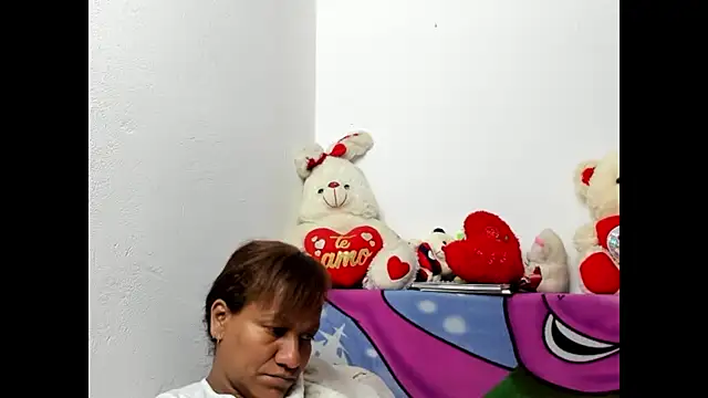 Snapshot of Laflaka22 chatting on 12.06.24 Laflaka22 online show from 12.06.24