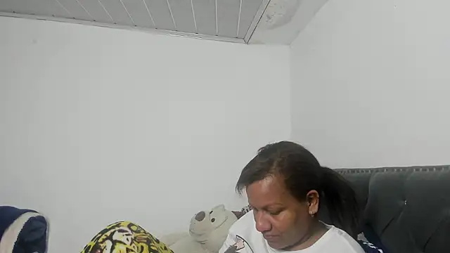 Snapshot of Laflaka22 chatting on 09.17.25 Laflaka22 online show from 09.17.25