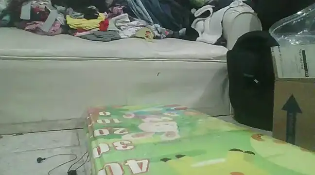 Snapshot of angeljz4 chatting on 02.04.25 angeljz4 online show from 02.04.25