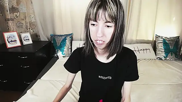 Snapshot of Unusual_G chatting on 09.12.25 Unusual G online show from 09.12.25