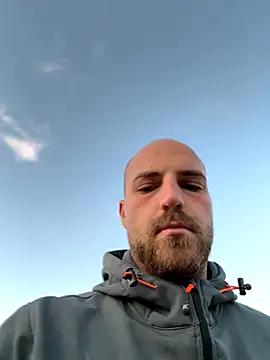 parallelo990 online show from 10.24.25