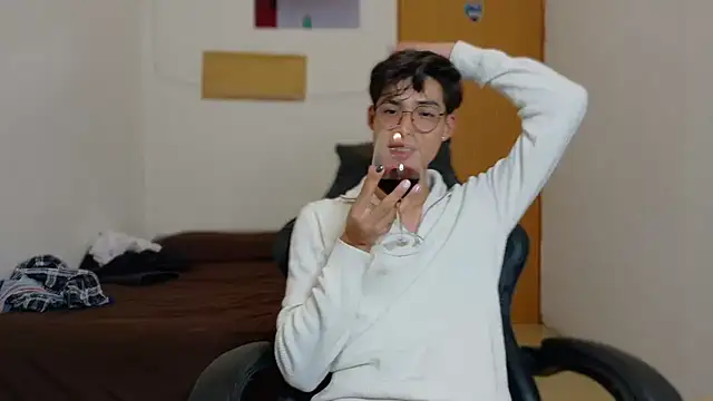 Snapshot of Jacotnk chatting on 02.10.25 Jacotnk online show from 02.10.25