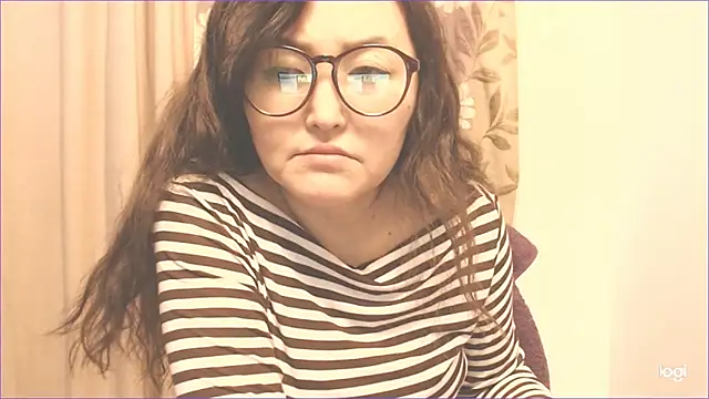 Snapshot of hrnyteacher chatting on 03.08.25 hrnyteacher online show from 03.08.25