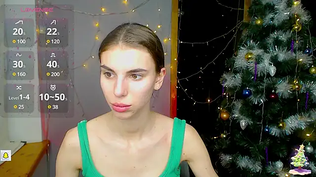 Snapshot of EmmyGreans chatting on 12.17.24 EmmyGreans online show from 12.17.24