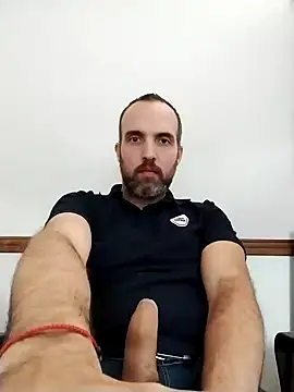 Snapshot of leon3875 chatting on 01.03.25 leon3875 online show from 01.03.25