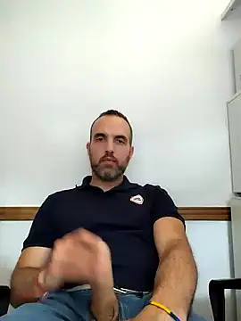 Snapshot of leon3875 chatting on 01.21.25 leon3875 online show from 01.21.25