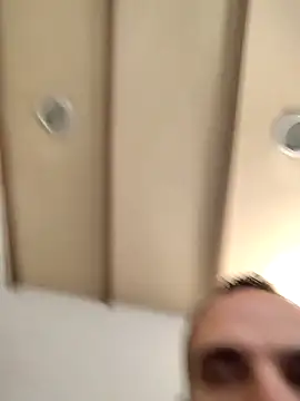 Snapshot of leon3875 chatting on 10.31.25 leon3875 online show from 10.31.25