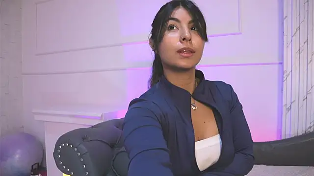 Snapshot of ShelleyMorell chatting on 01.17.25 ShelleyMorell online show from 01.17.25