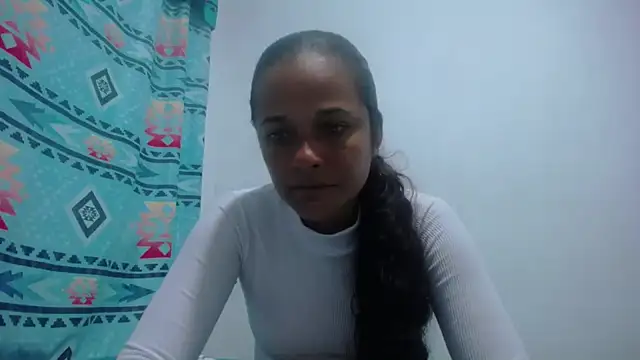 Snapshot of GiveLove1 chatting on 01.09.25 GiveLove1 online show from 01.09.25