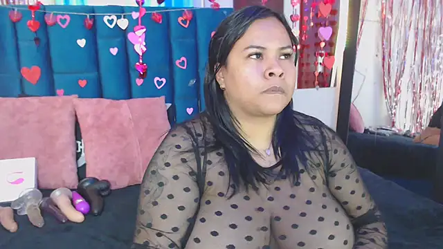 Snapshot of alba_sex10 chatting on 02.21.25 alba sex10 online show from 02.21.25