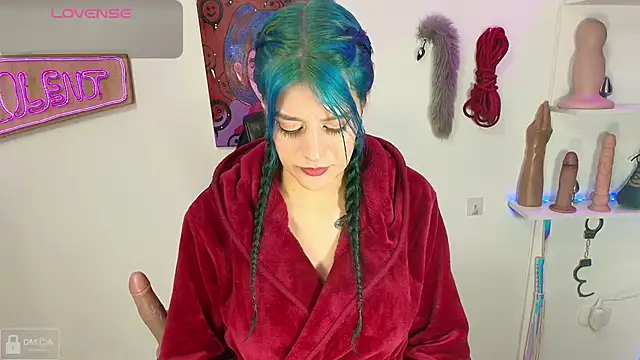 Snapshot of Violet-Queen chatting on 03.07.25 Violet-Queen online show from 03.07.25