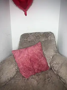 Snapshot of shirazz_najmm chatting on 02.22.25 shirazz najmm online show from 02.22.25