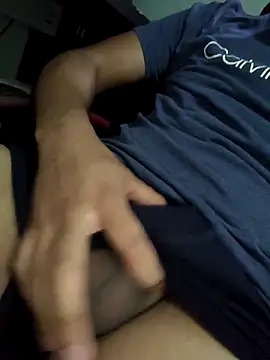 Snapshot of crmm90 chatting on 10.11.25 crmm90 online show from 10.11.25