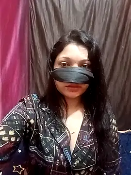 Snapshot of Beauty-khan chatting on 09.21.25 Beauty-khan online show from 09.21.25
