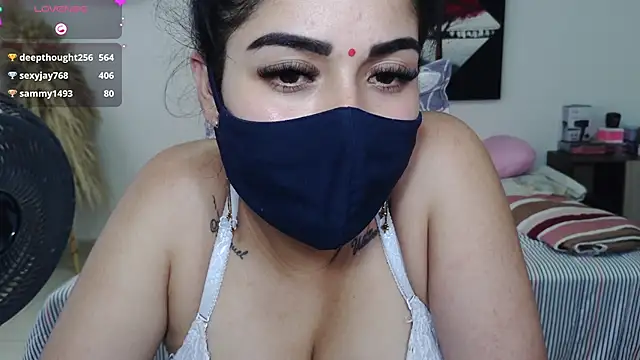 Snapshot of umarany chatting on 01.06.25 umarany online show from 01.06.25