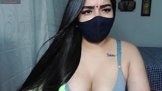 Snapshot of umarany chatting on 09.14.25 umarany online show from 09.14.25