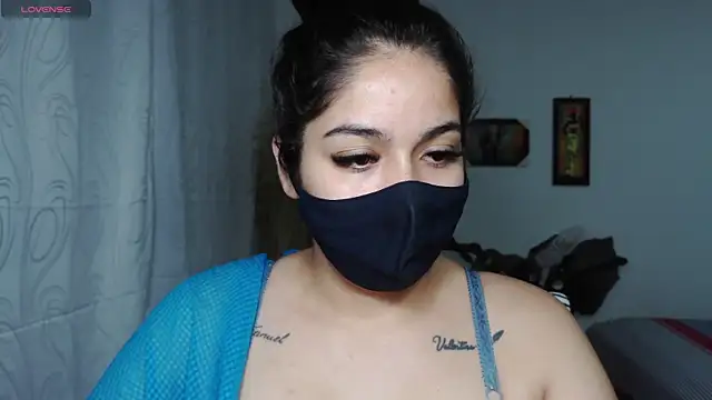 Snapshot of umarany chatting on 09.20.25 umarany online show from 09.20.25