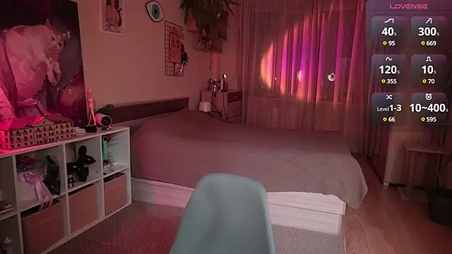 Snapshot of Jantrlatex chatting on 12.10.24 Jantrlatex online show from 12.10.24