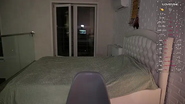 Snapshot of Jantrlatex chatting on 09.21.25 Jantrlatex online show from 09.21.25