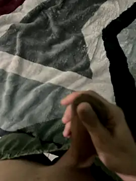 Snapshot of noovin20cm chatting on 10.01.25 noovin20cm online show from 10.01.25