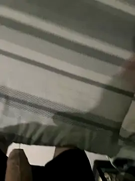 Snapshot of noovin20cm chatting on 10.19.25 noovin20cm online show from 10.19.25