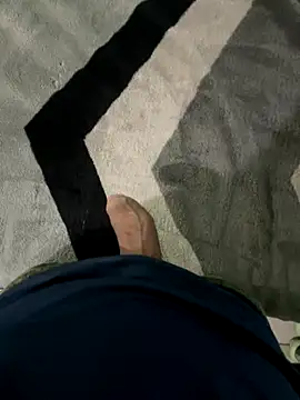 Snapshot of noovin20cm chatting on 10.23.25 noovin20cm online show from 10.23.25