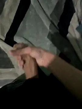 Snapshot of noovin20cm chatting on 10.25.25 noovin20cm online show from 10.25.25