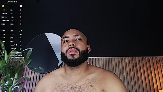 Snapshot of DilanJonnes_ chatting on 12.05.24 DilanJonnes online show from 12.05.24