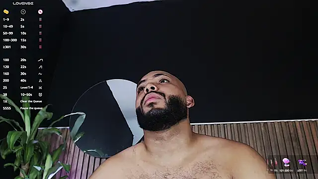 Snapshot of DilanJonnes_ chatting on 12.11.24 DilanJonnes online show from 12.11.24