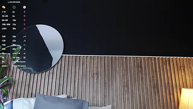 Snapshot of DilanJonnes_ chatting on 12.15.24 DilanJonnes online show from 12.15.24